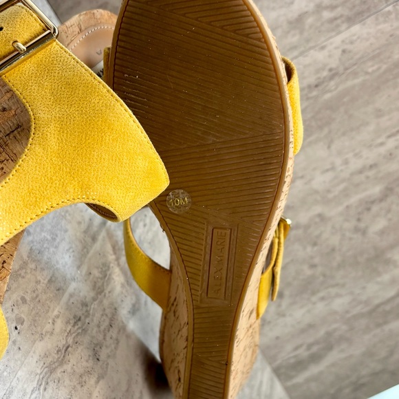 Alex Marie Issodore Lulu Zest Yellow Leather Wedge Heels Sandals 10M - Picture 11 of 11